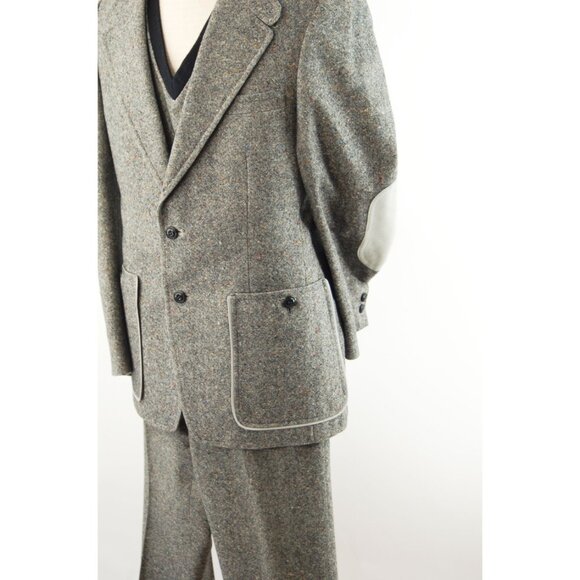 1970s men's tweed suit with elbow patches three piece suit with sweater vest - Picture 3 of 10